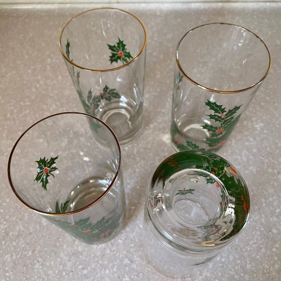 Gold Trim Holly and Berries 5.5" Glass Tumbler 12oz Holiday Drinkware Set of 4 - Picture 8 of 11